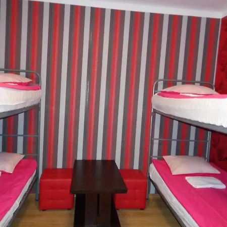 Hostel Comeinn